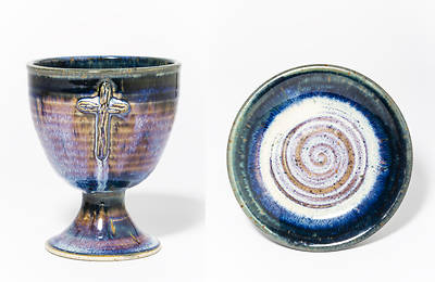 Picture of Earthenware Small Chalice and Paten Set with Cross, Pastel